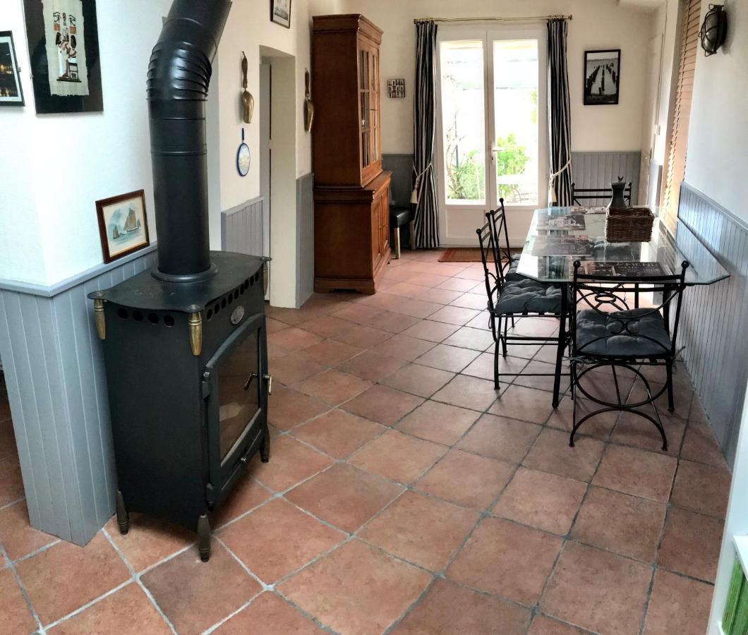 Chez Diego Maison Independante Au Coeur De La Rochelle Villa La Rochelle  Eksteriør billede
